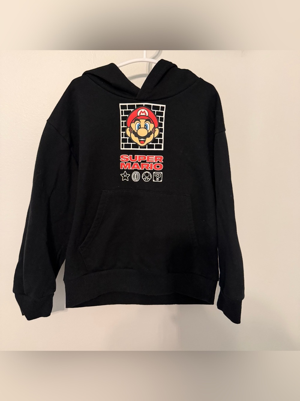 Super Mario Graphic Pullover Hoodie Kids Size 4/5